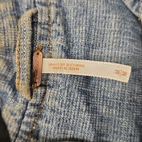 FREE PEOPLE Tattered Denim Tennis Jacket Indigo sz M Women's - Picture 8 of 9